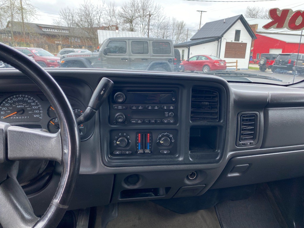 2006 Chevrolet Silverado 1500 Image 12