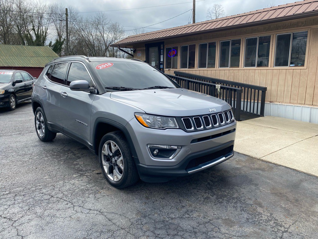 2018 Jeep Compass Image 1