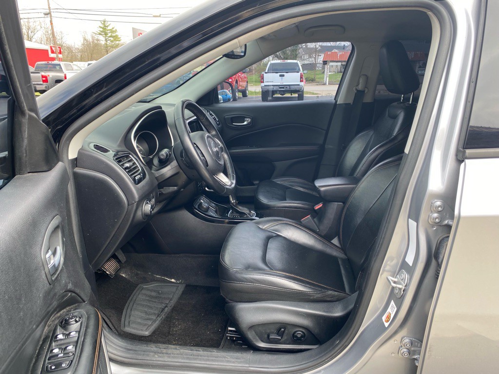 2018 Jeep Compass Image 9