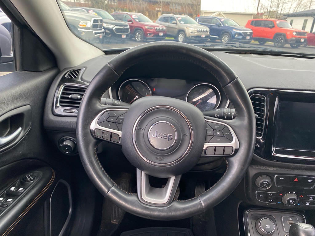 2018 Jeep Compass Image 11