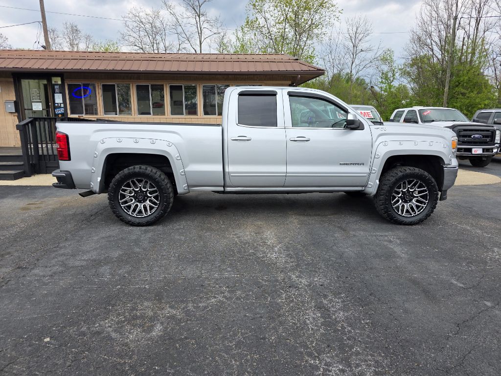2014 GMC Sierra Image 2