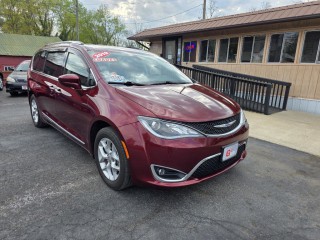 Image for 2019 Chrysler Pacifica Touring L ID: 7332320