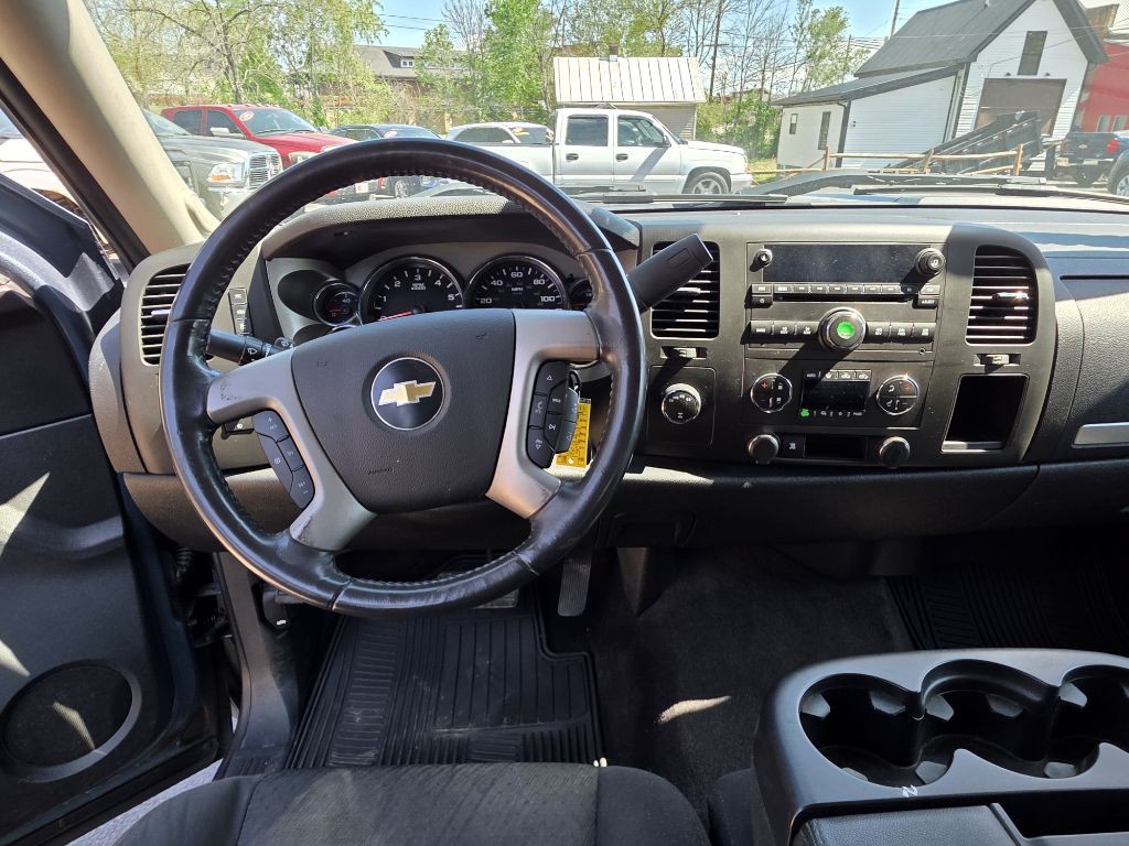 2011 Chevrolet Silverado 1500 Image 8