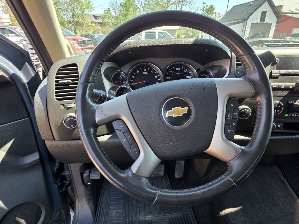 2011 Chevrolet Silverado 1500 Image 9