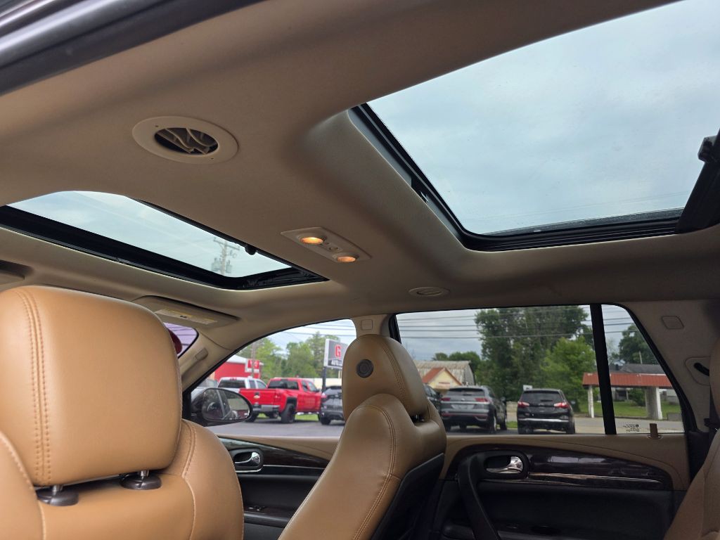 2015 Buick Enclave Image 16