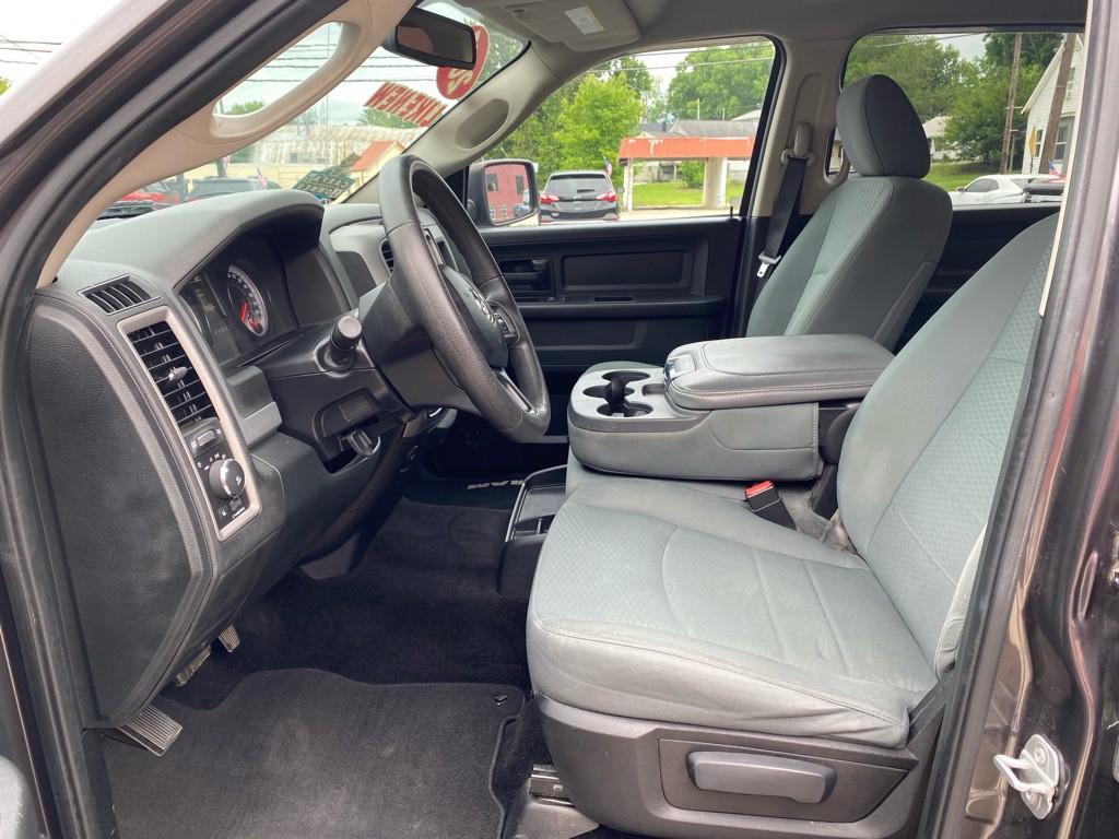 2015 RAM 1500 Image 8