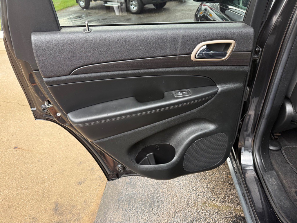 2014 Jeep Grand Cherokee Image 11
