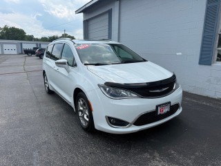 Image for 2018 Chrysler Pacifica Limited ID: 7540371