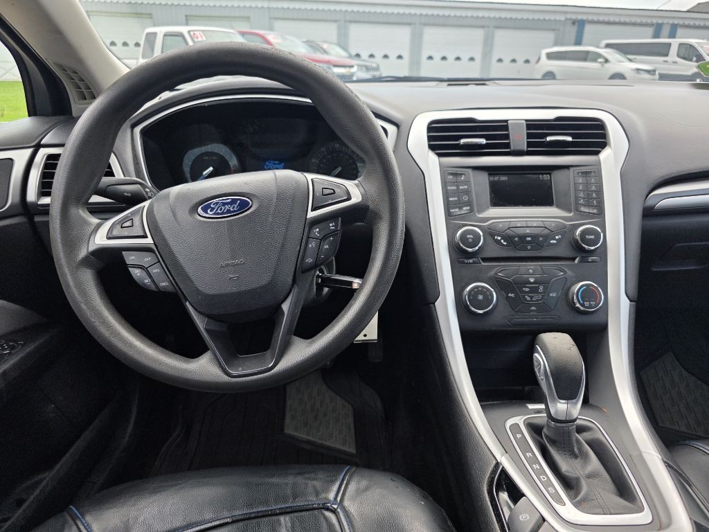 2016 Ford Fusion Image 8