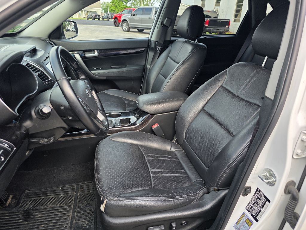 2015 Kia Sorento Image 13