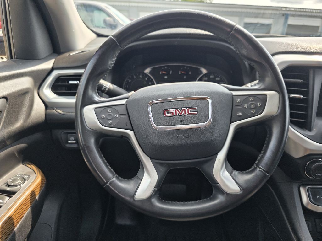 2020 GMC Acadia Image 10
