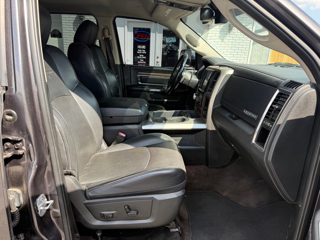 2016 RAM 1500 Image 12