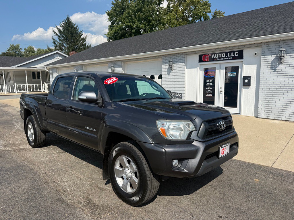 2014 Toyota Tacoma Image 1