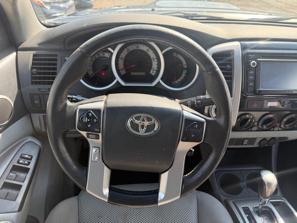 2014 Toyota Tacoma Image 14