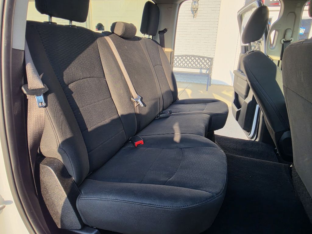 2019 RAM 1500 Image 16