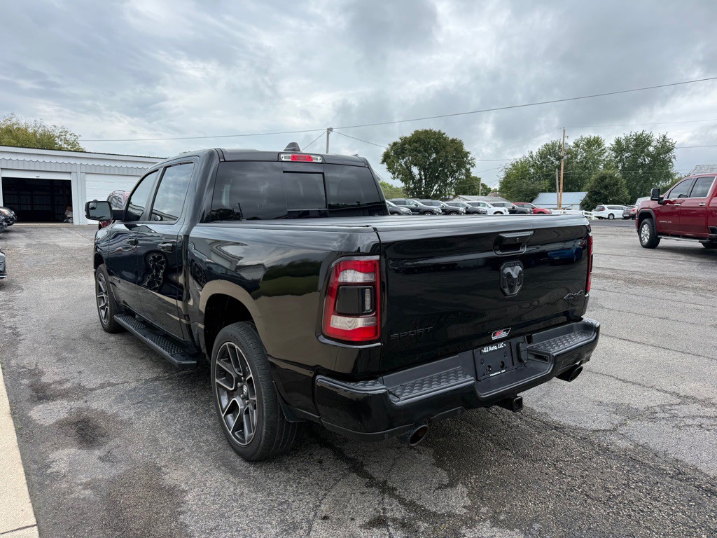 2021 RAM 1500 Image 3