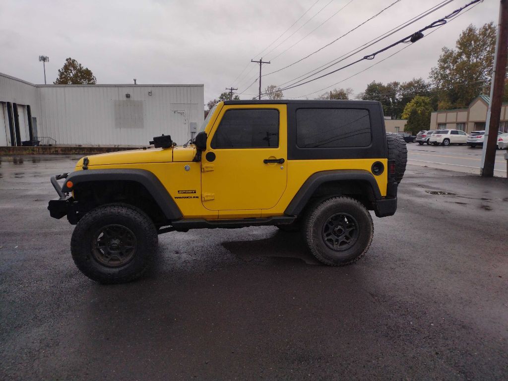 2011 Jeep Wrangler Image 6