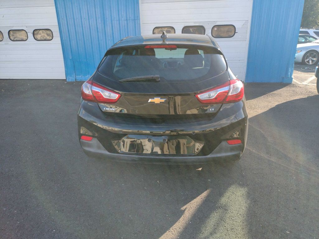 2017 Chevrolet Cruze Image 3