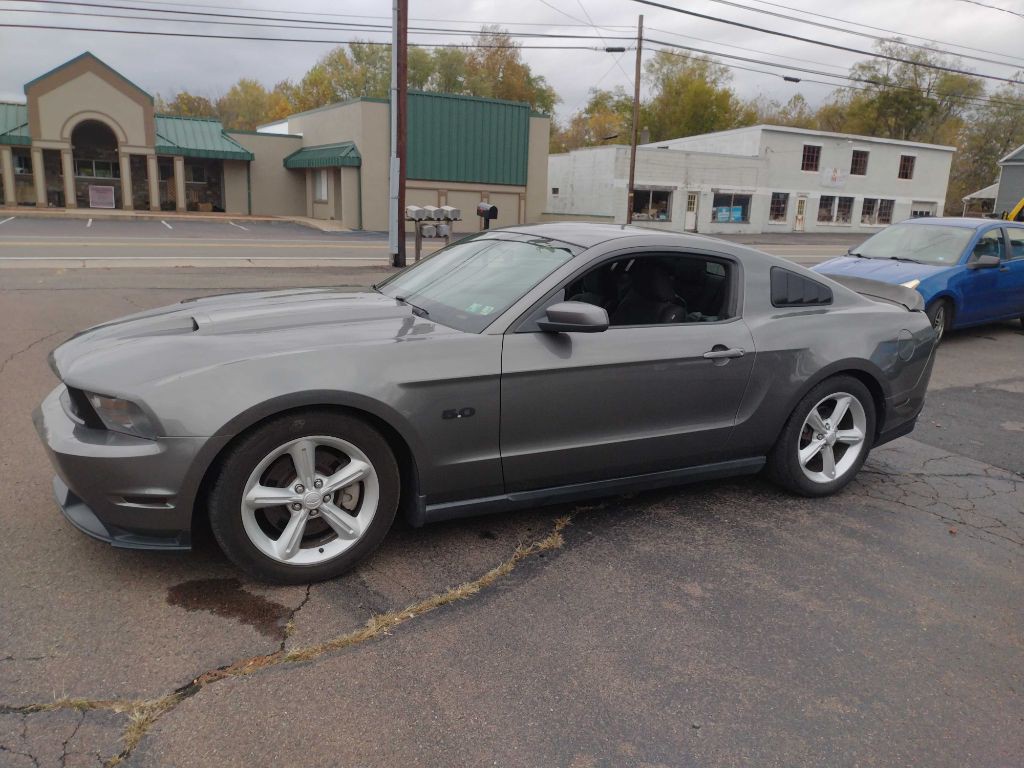 2011 Ford Mustang Image 4