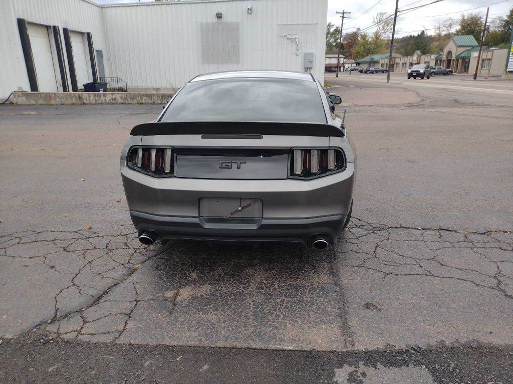 2011 Ford Mustang Image 8
