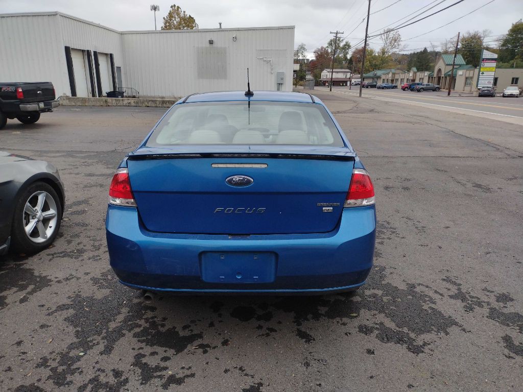 2011 Ford Focus Image 2