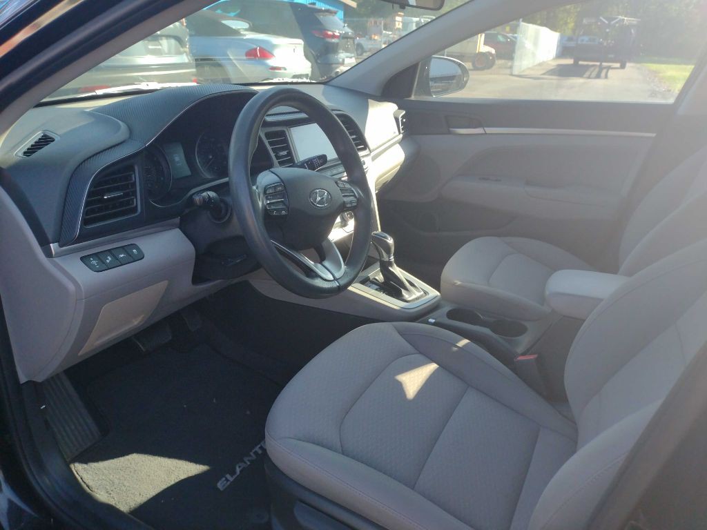 2019 Hyundai Elantra Image 5