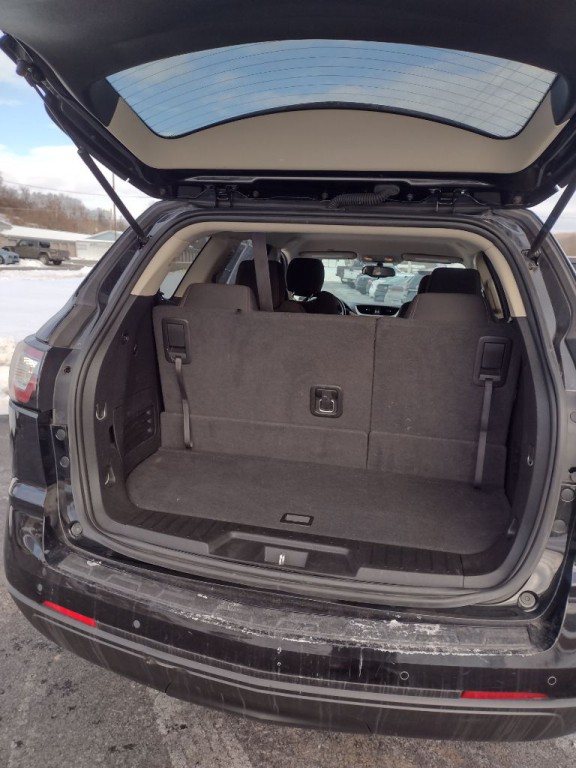 2017 Chevrolet Traverse Image 14