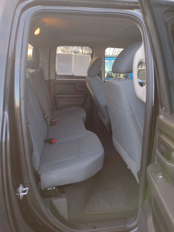 2017 RAM 1500 Image 30