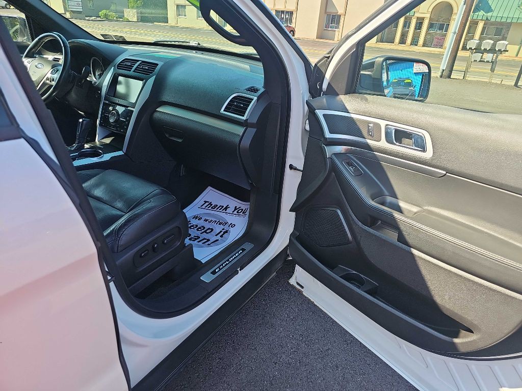 2015 Ford Explorer Image 8