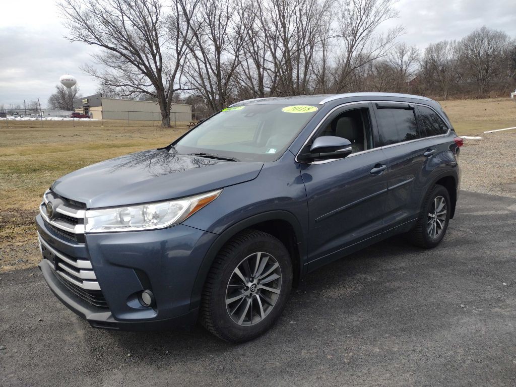 2018 Toyota Highlander Image 16