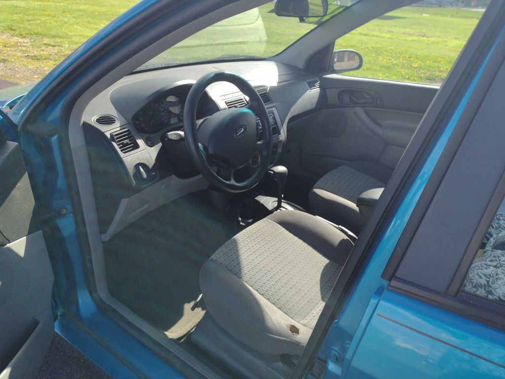 2007 Ford Focus Image 8