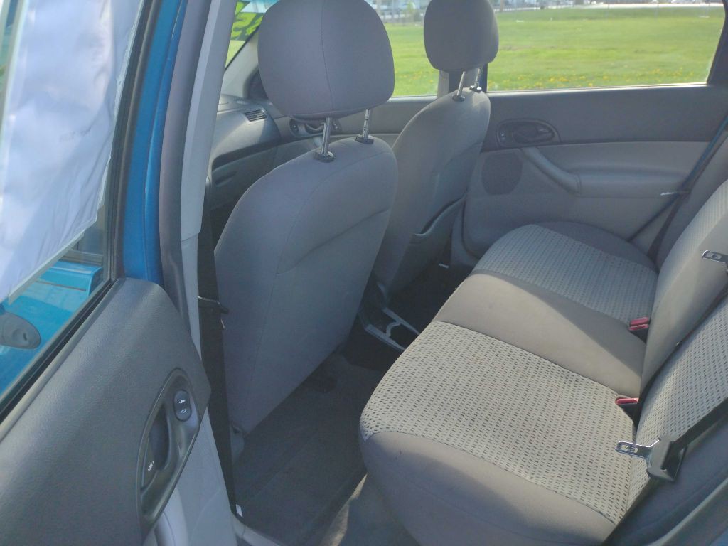 2007 Ford Focus Image 9