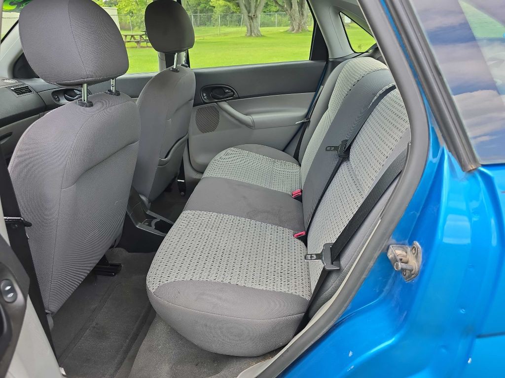 2007 Ford Focus Image 9
