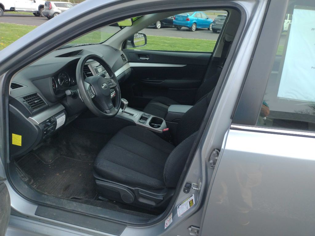 2012 Subaru Legacy Image 6