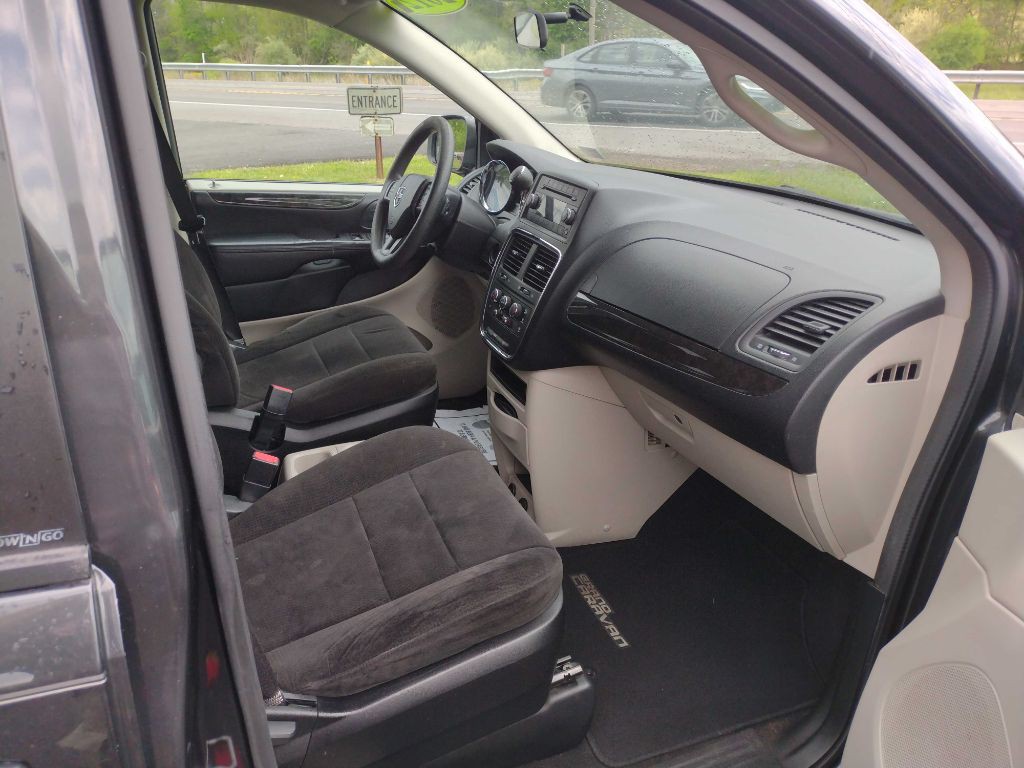 2012 Dodge Grand Caravan Image 5