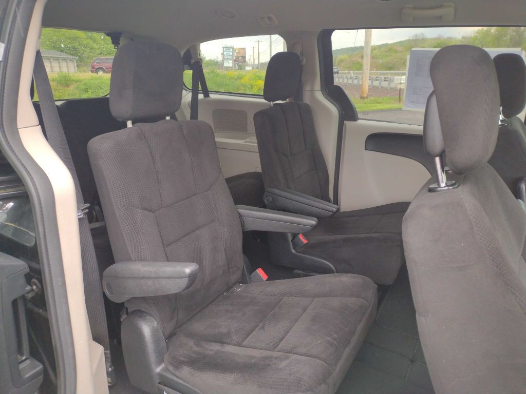 2012 Dodge Grand Caravan Image 7