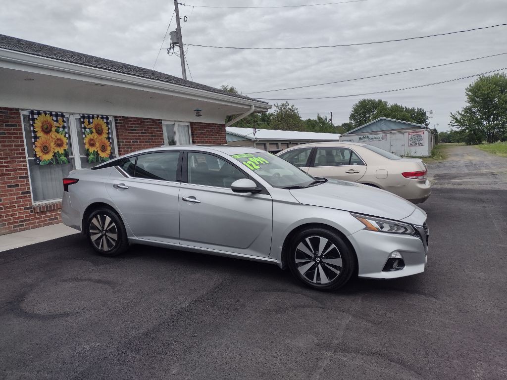 2019 Nissan Altima Image 3