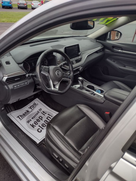 2019 Nissan Altima Image 6