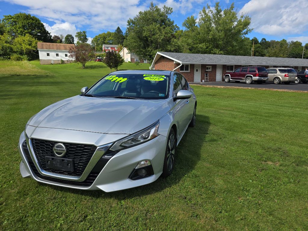 2019 Nissan Altima Image 3