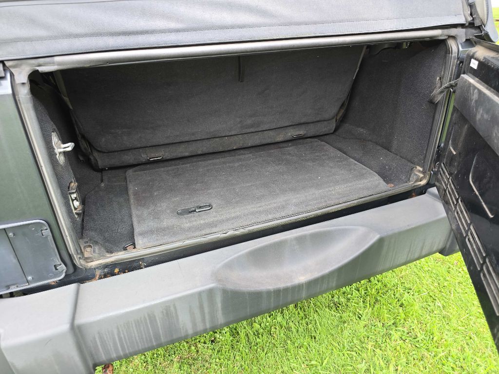 2010 Jeep Wrangler Image 12