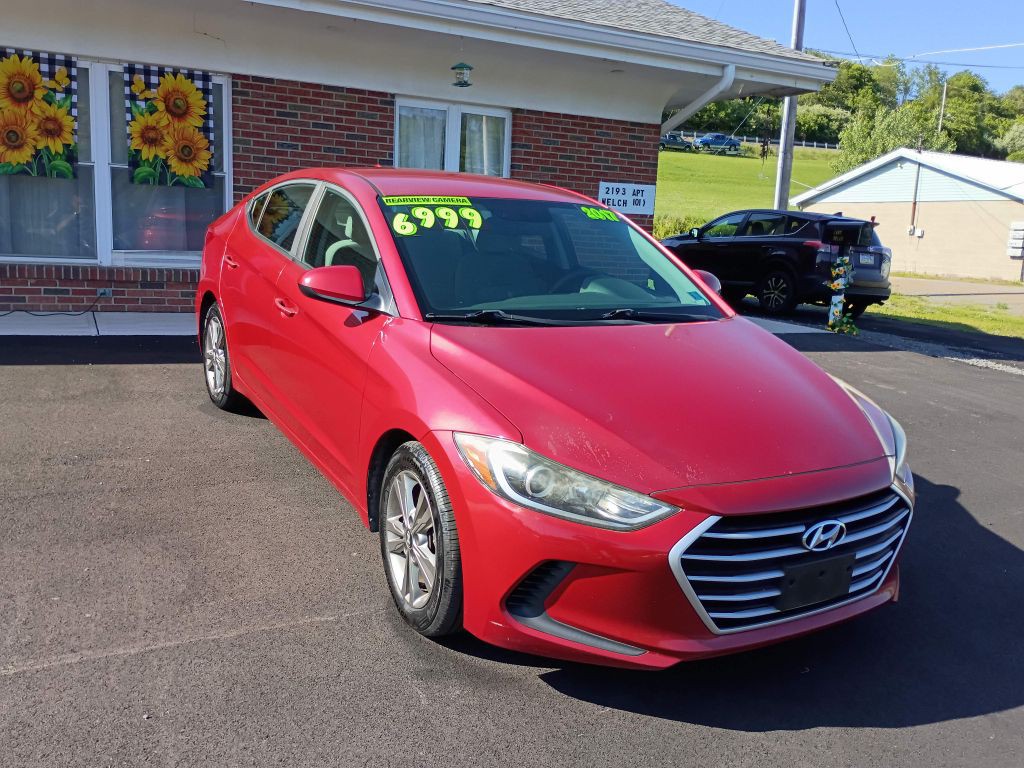 2017 Hyundai Elantra Image 1