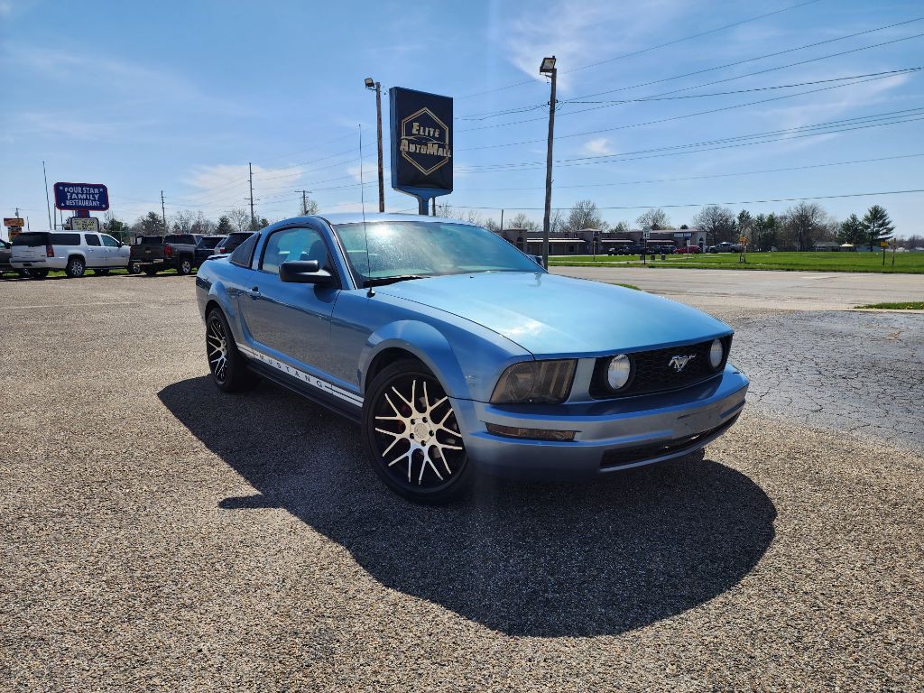 2007 Ford Mustang Image 1