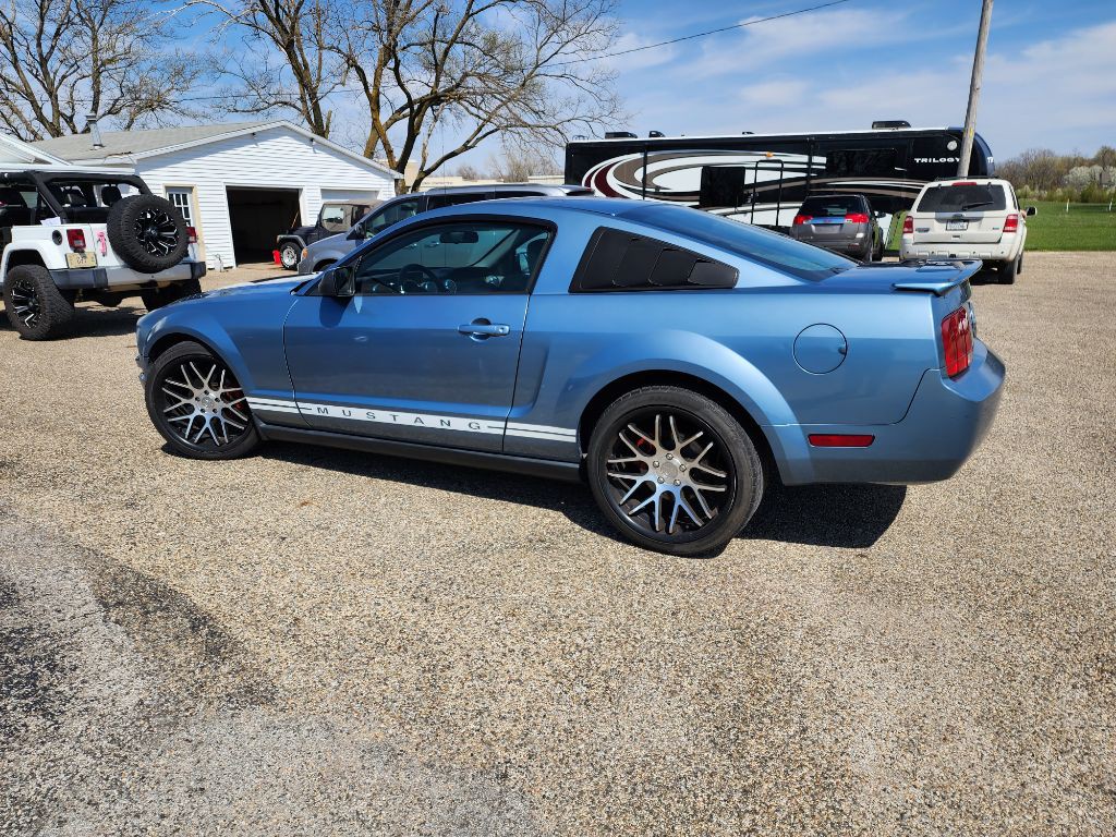 2007 Ford Mustang Image 8