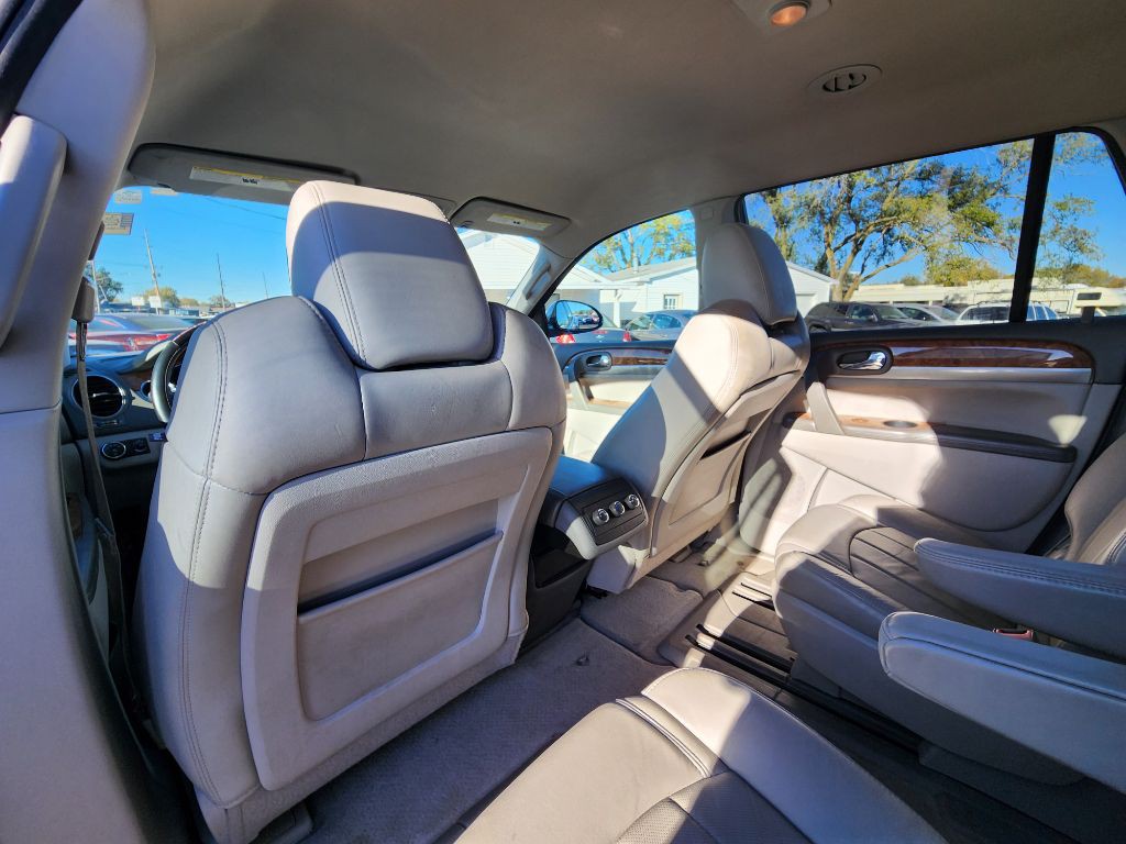 2012 Buick Enclave Image 9