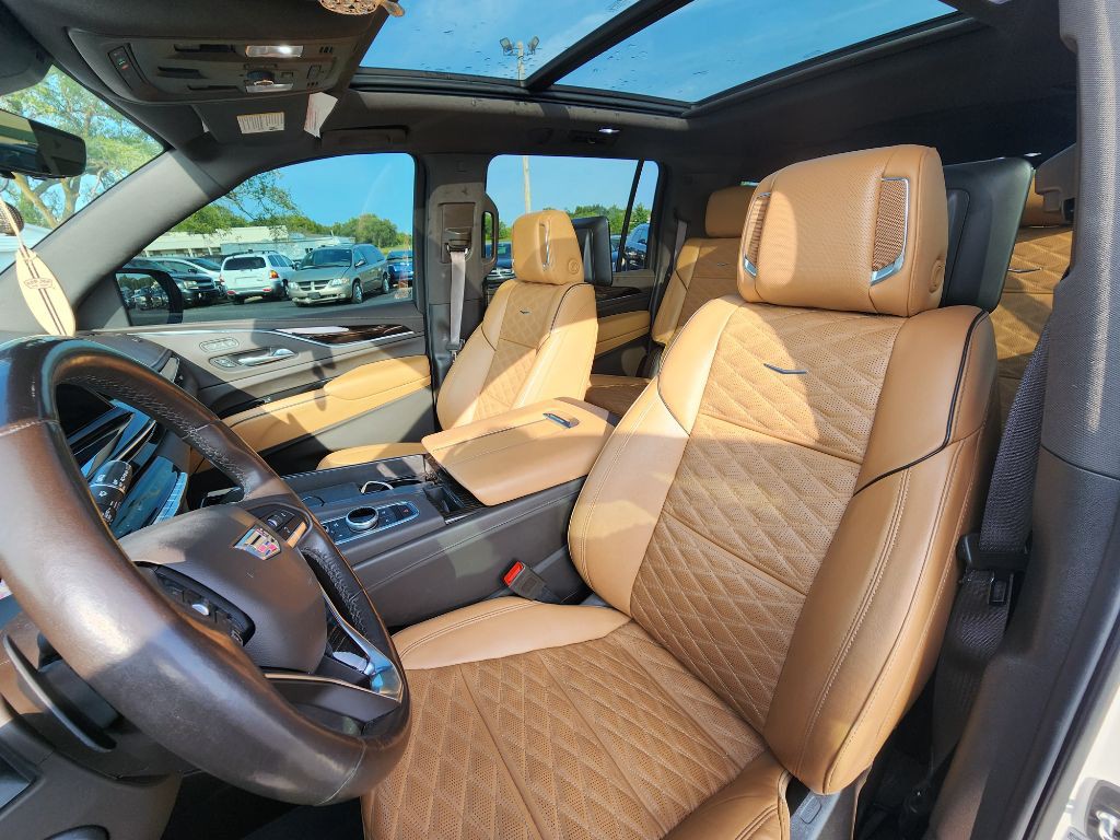 2021 Cadillac Escalade Image 14