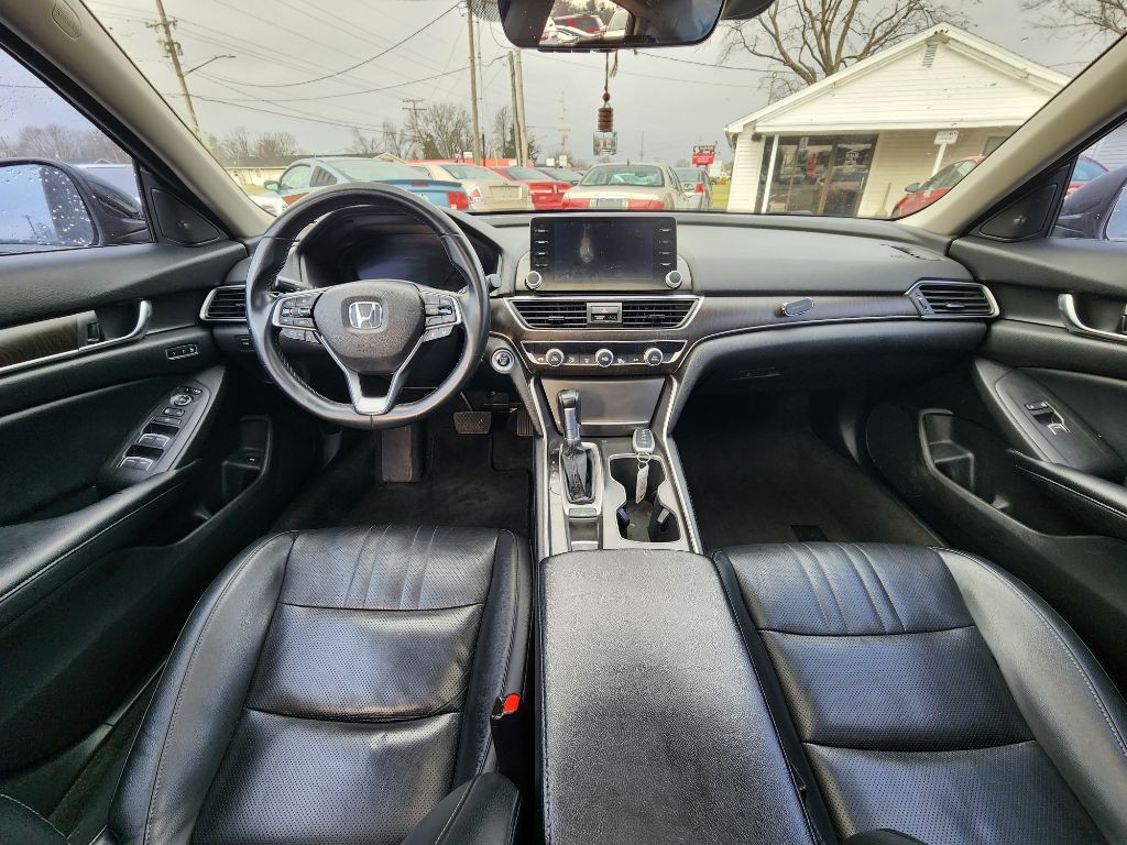 2018 Honda Accord Image 15