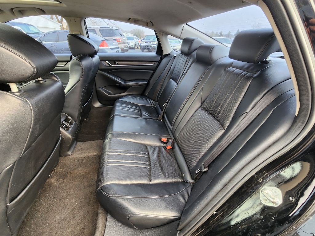 2018 Honda Accord Image 18