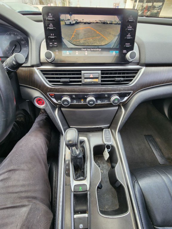 2018 Honda Accord Image 19