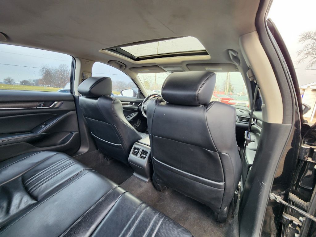 2018 Honda Accord Image 21