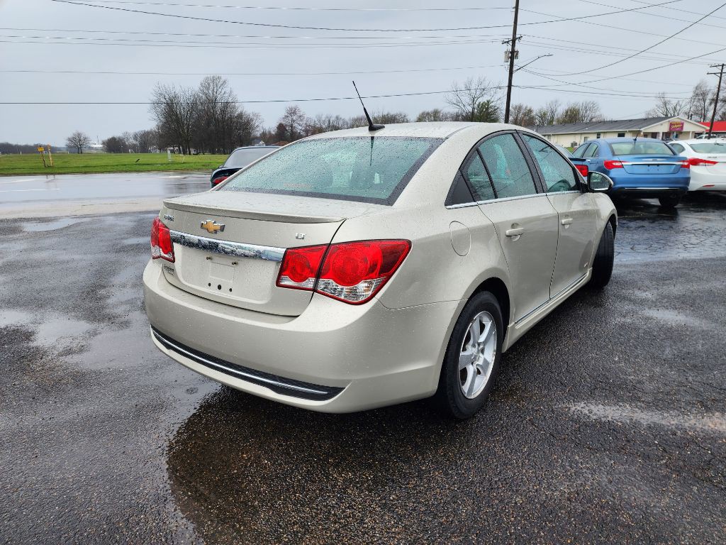 2013 Chevrolet Cruze Image 3